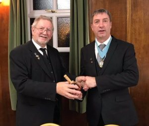 Demanding the travelling gavel